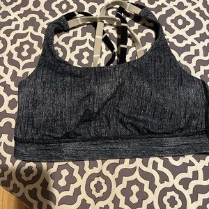 Lululemon sports bra